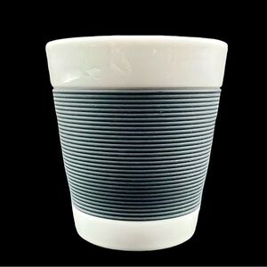 Bodum Pavina Swiss White Porcelain Coffee Cup with Silicone Grip 4 Oz
